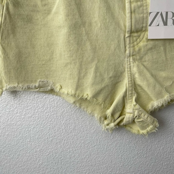 Zara High Waist Yellow Shorts - Picture 3 of 10